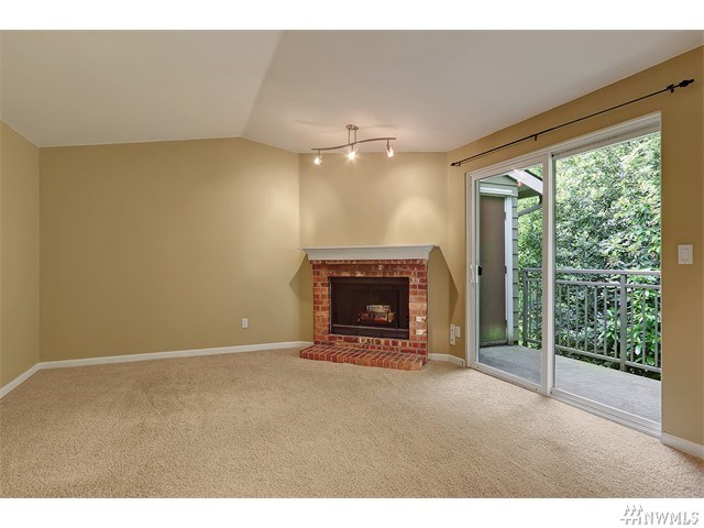 For Sale: 12615 100th Ln NE #M260 Kirkland, WA 98034
