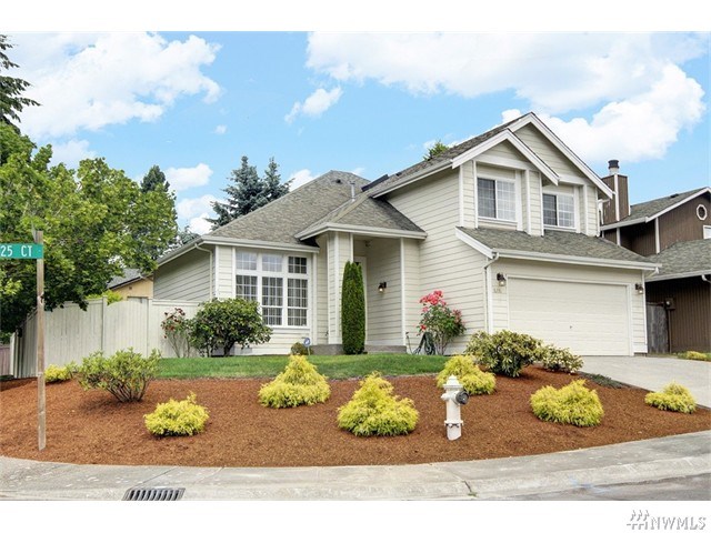 For Sale: 8206 NE 125th Ct Kirkland, WA 98034