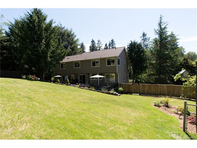 19922 9th Ave W