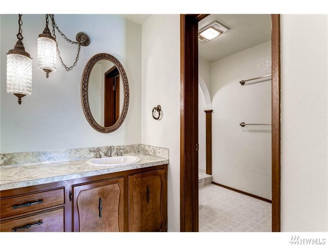For Sale: 19701 Bing Rd Lynnwood, WA 98036