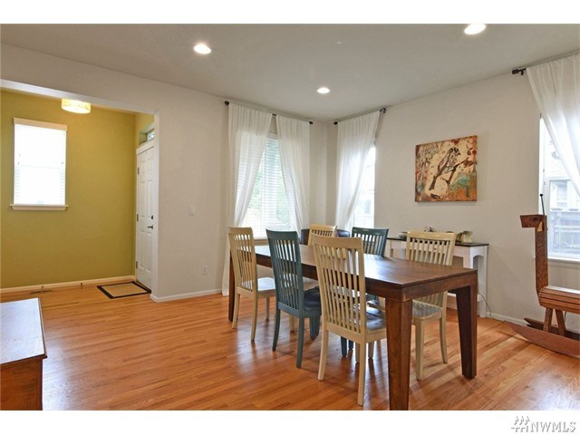 For Sale: 20722 12th Ave W Lynnwood, WA 98036