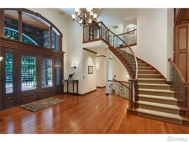 For Sale: 22211 Old Poplar Way Lynnwood, WA 98036
