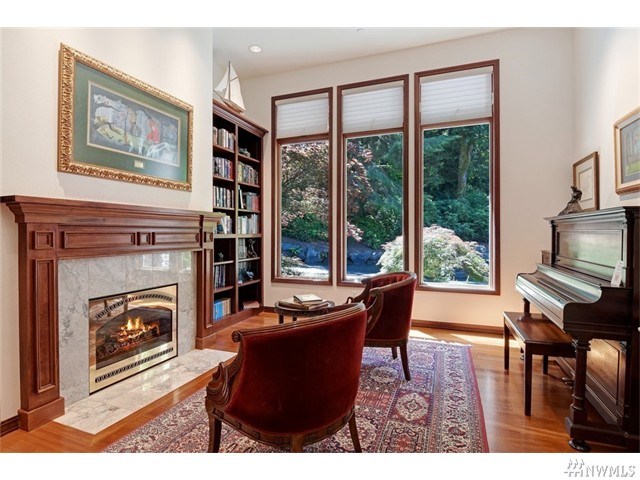 For Sale: 22211 Old Poplar Way Lynnwood, WA 98036