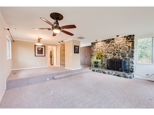 15428 12th Ave W