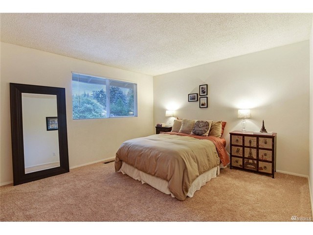 1524 174th Pl SW