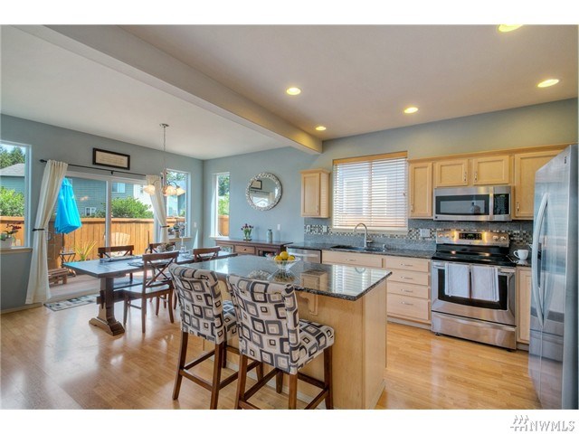 For Sale: 22424 SE 244th St Maple Valley, WA 98038