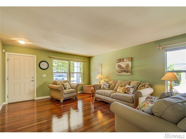 For Sale: 23416 SE 262nd Pl Maple Valley, WA 98038