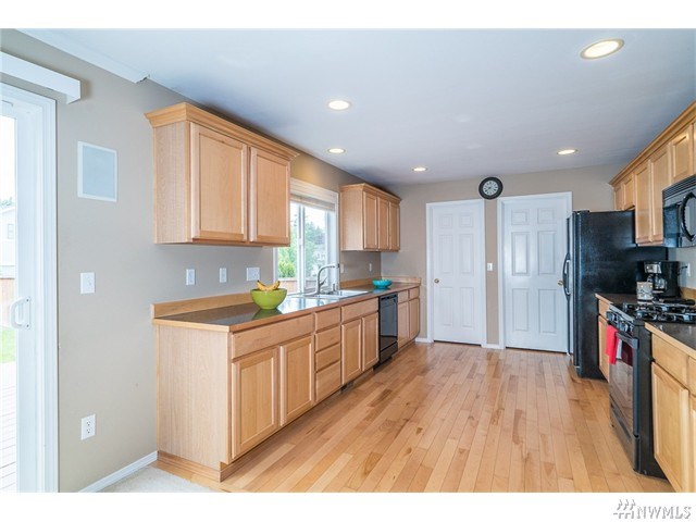 For Sale: 26209 233rd Ct SE Maple Valley, WA 98038