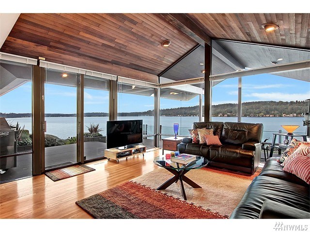 For Sale: 6010 E Mercer Way Mercer Island, WA 98040