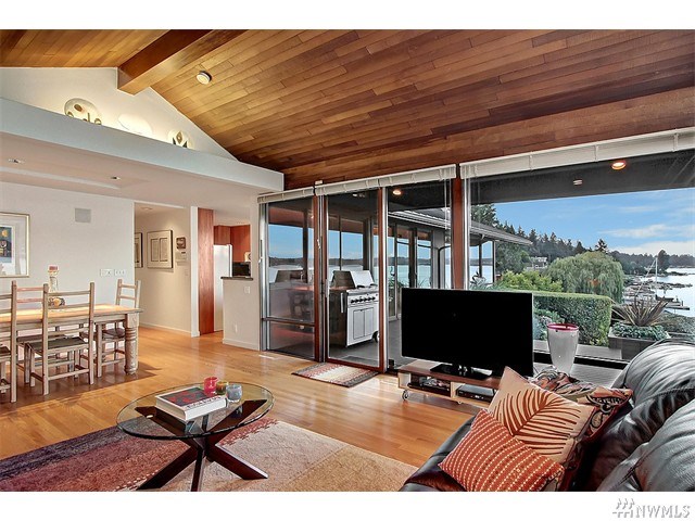For Sale: 6010 E Mercer Way Mercer Island, WA 98040