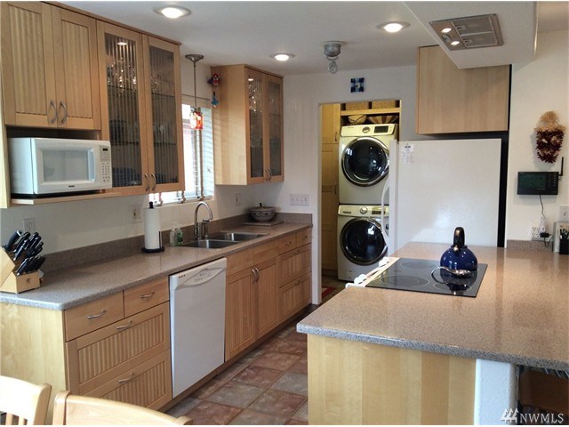 For Sale: 14204 SE 202nd St Kent, WA 98042