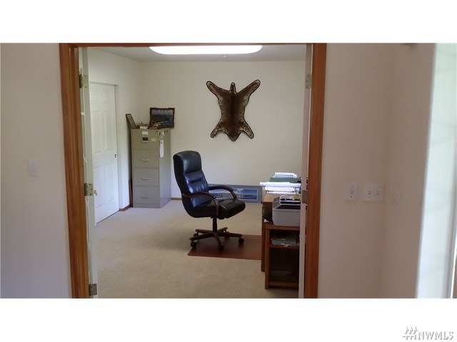 For Sale: 24617 168th Pl SE Kent, WA 98042