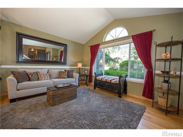 For Sale: 1030 Hemlock Ave SW North Bend, WA 98045