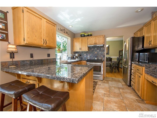 For Sale: 1030 Hemlock Ave SW North Bend, WA 98045