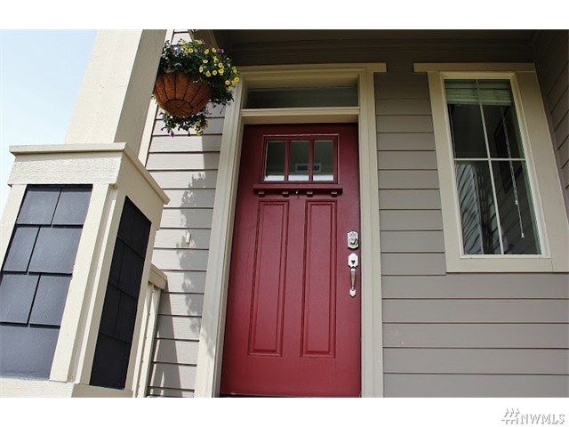 For Sale: 276 6th Ave SW Pacific, WA 98047