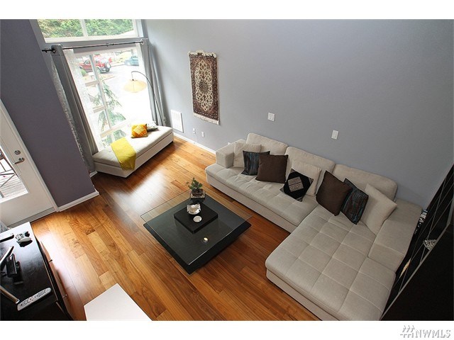 For Sale: 15107 NE 81st Way #105 Redmond, WA 98052