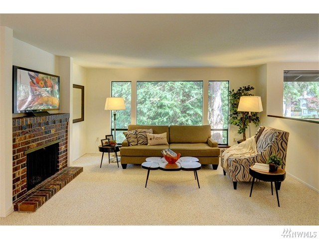 For Sale: 10825 165th Pl NE Redmond, WA 98052