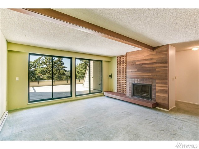 For Sale: 8845 166th Ave NE #B303 Redmond, WA 98052