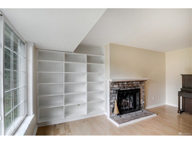 4325 326th Pl SE