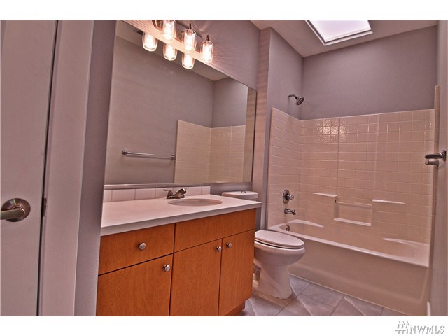 For Sale: 205 S 51st St #APT A Renton, WA 98055