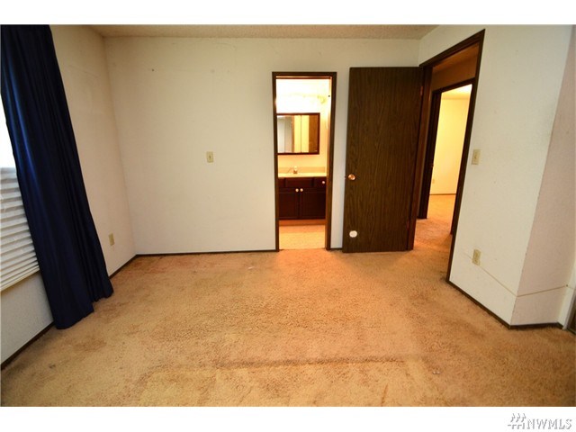 19800 98th Ave S Renton, WA 98055
