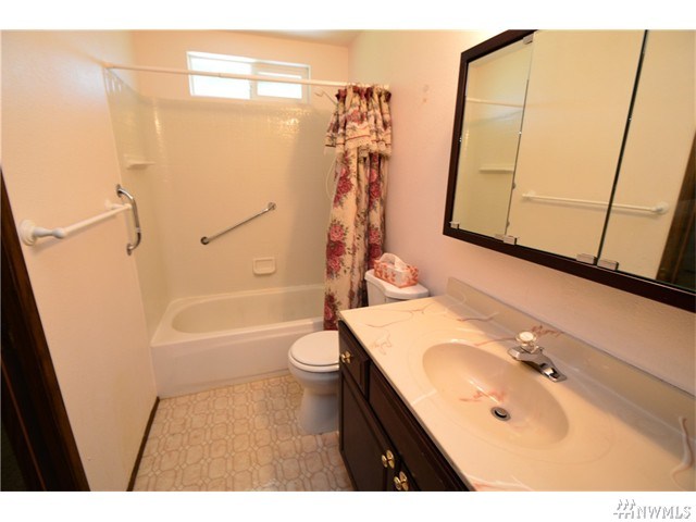 19800 98th Ave S Renton, WA 98055