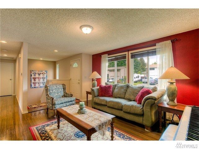 For Sale: 19317 142nd Pl SE Renton, WA 98058