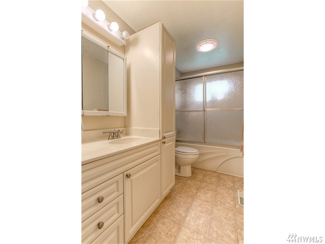 For Sale: 19317 142nd Pl SE Renton, WA 98058