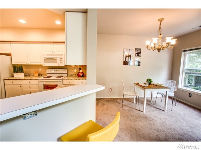For Sale: 4808 NE Sunset Blvd #APT D103 Renton, WA 98059