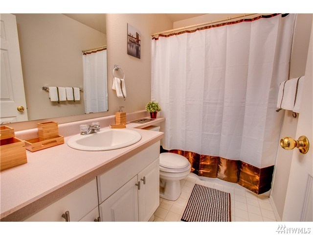 For Sale: 4808 NE Sunset Blvd #APT D103 Renton, WA 98059