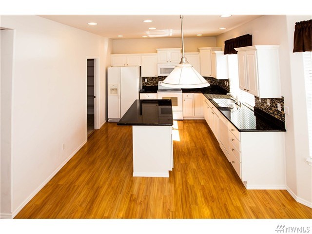 For Sale: 480 Rosario Ave NE Renton, WA 98059