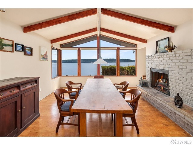 For Sale: 13127 SW Tahlequah Rd Vashon, WA 98070