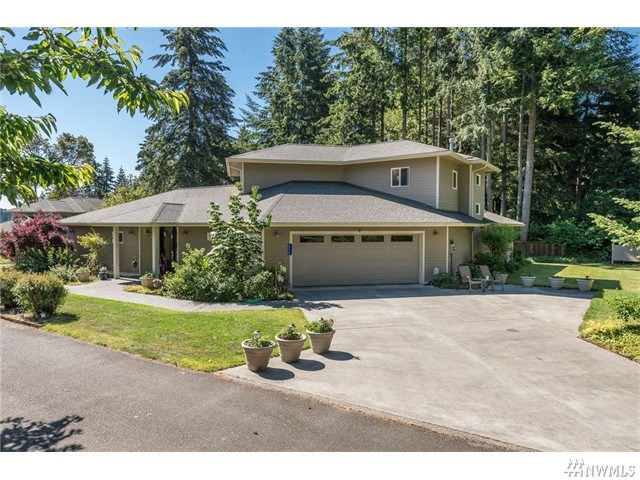 For Sale: 10227 SW 227th St Vashon, WA 98070