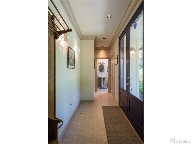 For Sale: 10227 SW 227th St Vashon, WA 98070