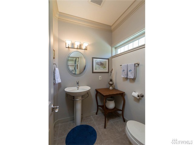 For Sale: 10227 SW 227th St Vashon, WA 98070