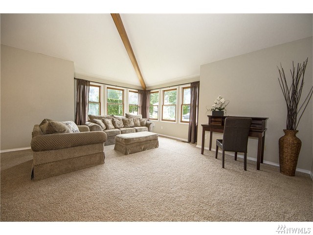 For Sale: 24112 NE 6th Pl Sammamish, WA 98074