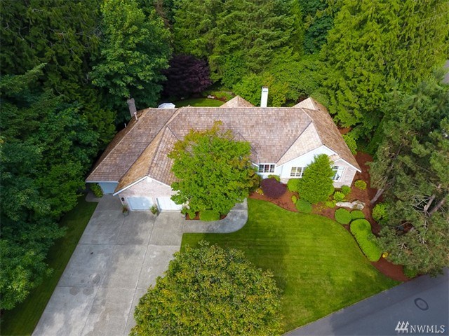 For Sale: 23910 NE 31st Way Sammamish, WA 98074