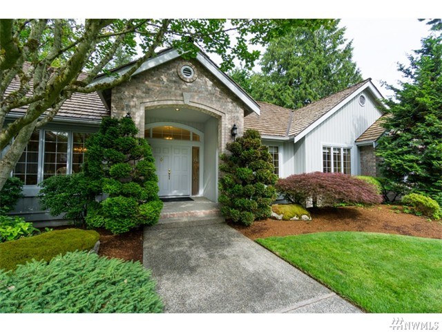 For Sale: 23910 NE 31st Way Sammamish, WA 98074