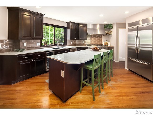 For Sale: 24044 NE 29th St Sammamish, WA 98074