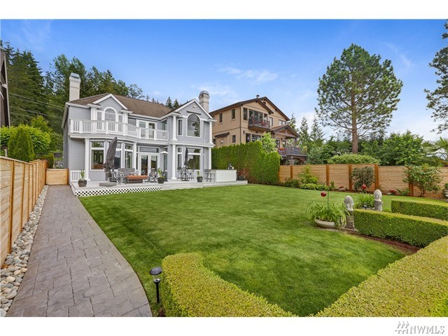 For Sale: 3671 E Sammamish Pkwy NE Sammamish, WA 98074