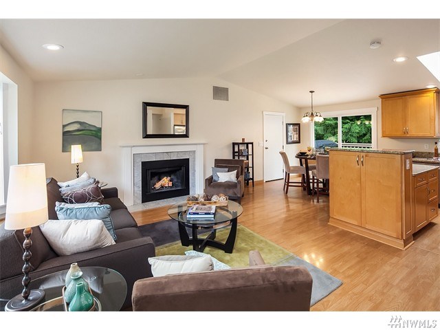 For Sale: 1139 222nd Pl NE Sammamish, WA 98074