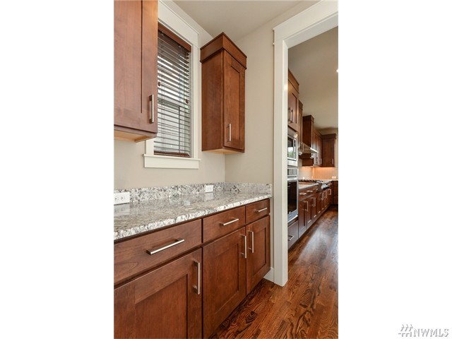 For Sale: 3307 226th Ave SE Sammamish, WA 98075