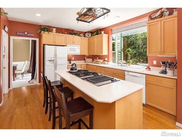 For Sale: 2248 275th Ct SE Sammamish, WA 98075