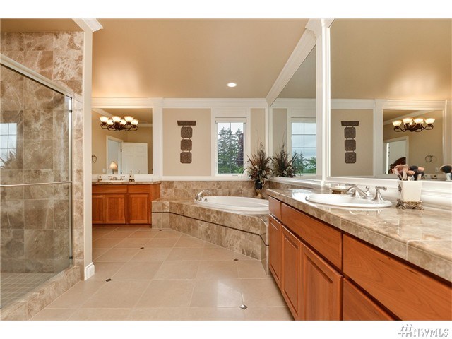 For Sale: 2121 277th Ave SE Sammamish, WA 98075