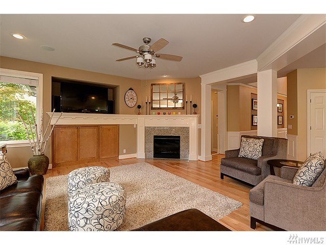 For Sale: 4642 229th Pl SE Sammamish, WA 98075