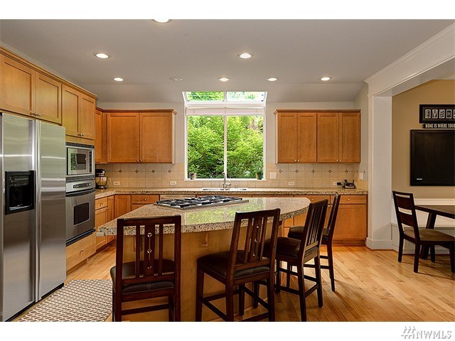 For Sale: 4642 229th Pl SE Sammamish, WA 98075