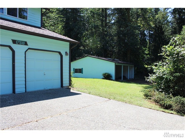 For Sale: 17510 194th Ave NE Woodinville, WA 98077