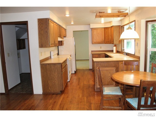 For Sale: 17510 194th Ave NE Woodinville, WA 98077