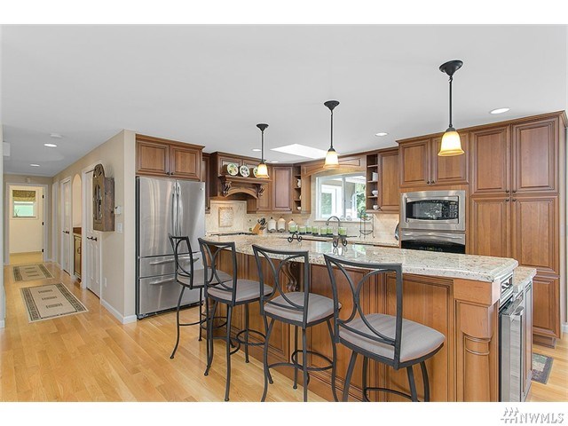 For Sale: 21908 NE 159th St Woodinville, WA 98077