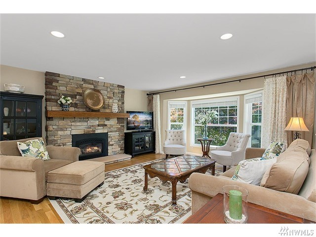 For Sale: 21908 NE 159th St Woodinville, WA 98077